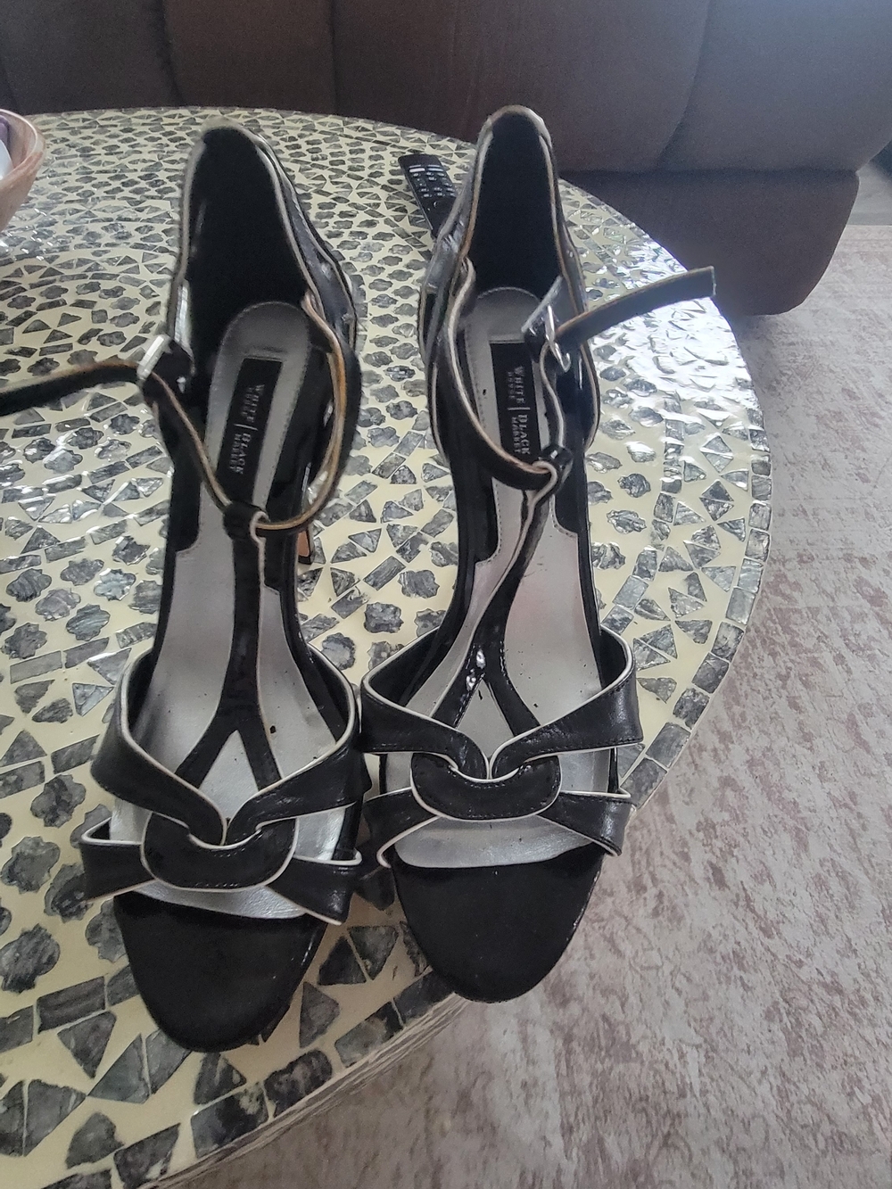 White House Black Market Leather T-Strap Sandals